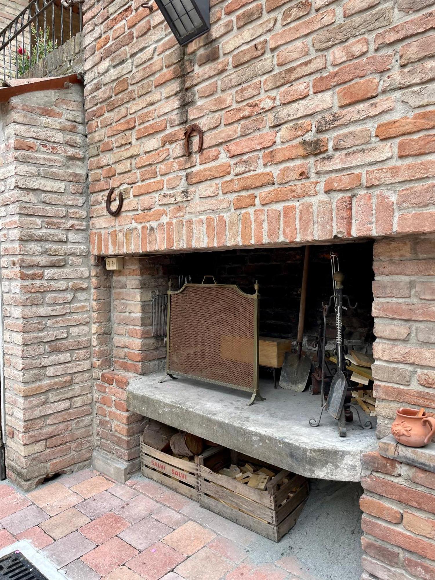 Casa Matilde Piano Terra 100Mq Con Parking E Piscina Apartment Ferrara Luaran gambar