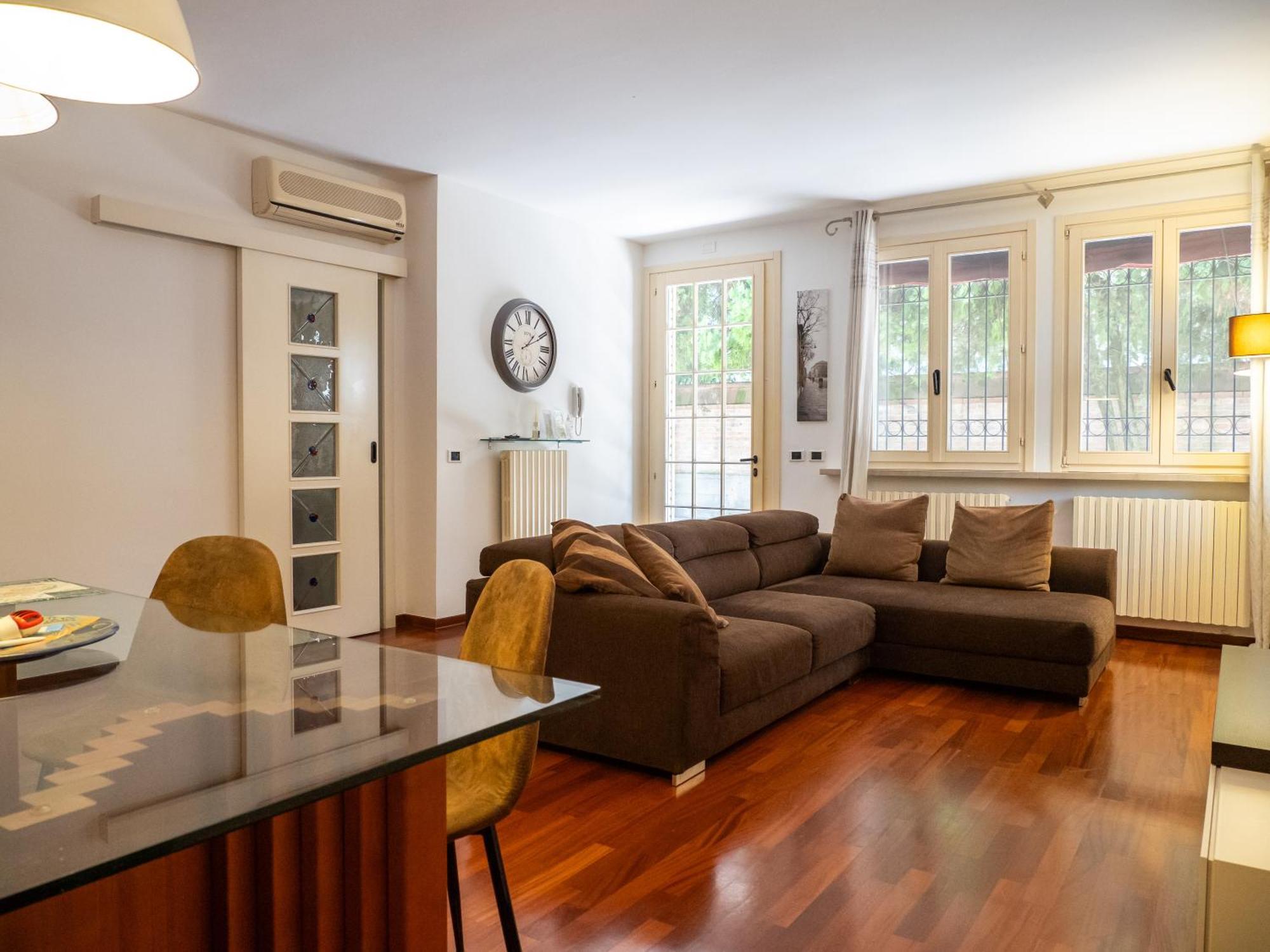 Casa Matilde Piano Terra 100Mq Con Parking E Piscina Apartment Ferrara Luaran gambar